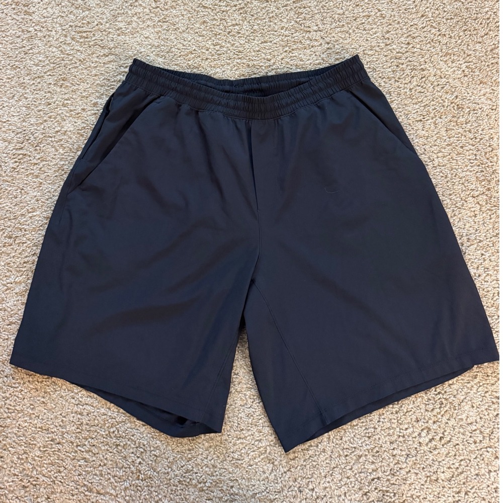 Lululemon Pace Breaker Mens 9 Inch Athletic Shorts Black XL Running Training